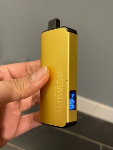 ALIBARBAR INGOT 9000 Puffs Banana Buzz photo review